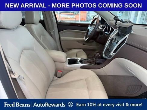 Used 2010 Cadillac SRX Luxury FWD image 6