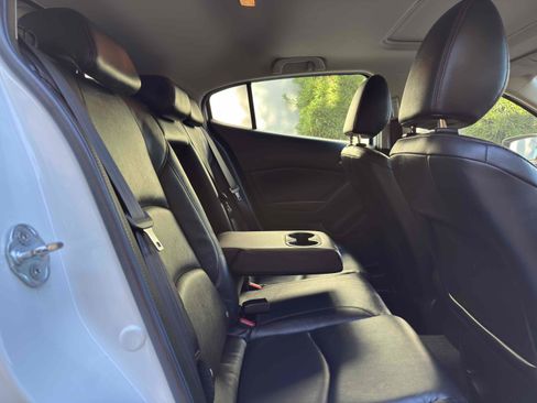 Used 2015 MAZDA MAZDA3 i Grand Touring image 52