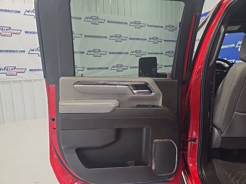 Used 2024 Chevrolet Silverado 2500 LTZ w/ LTZ Premium Package image 20