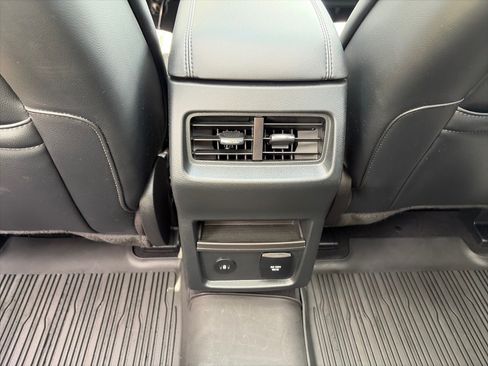 Used 2023 Ford Edge SEL w/ Convenience Package AWD/4WD image 13