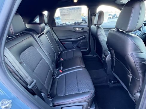 Used 2025 Ford Escape ST-Line Select image 14