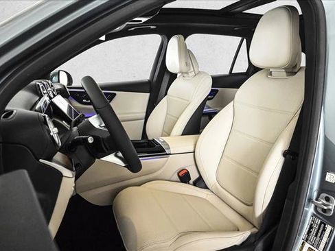 New 2026 Mercedes-Benz GLC 300 GLC 300 image 18