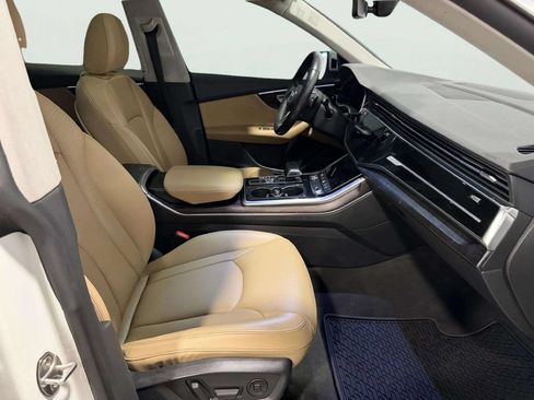Used 2019 Audi Q8 Premium Plus AWD/4WD image 26
