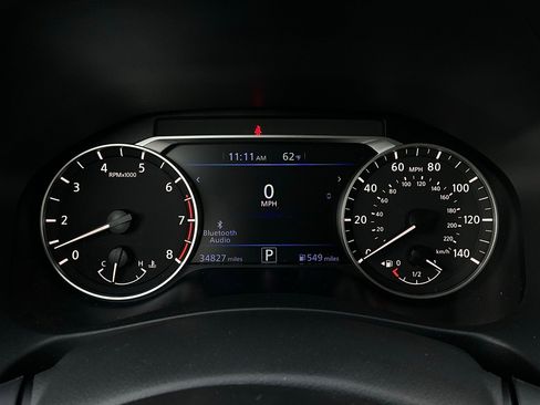 Used 2025 Nissan Altima 2.5 SR image 36