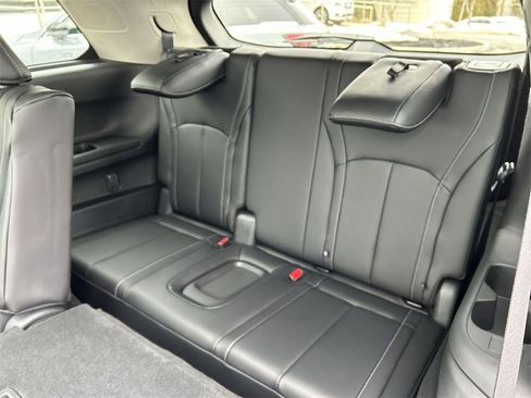 New 2026 INFINITI QX60 Luxe image 14