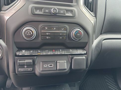 New 2026 Chevrolet Silverado 2500 Custom w/ Custom Value Package AWD/4WD image 7