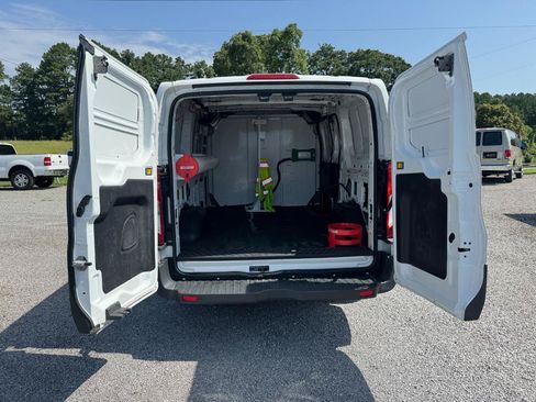 Used 2015 Ford Transit 150 130 Low Roof RWD image 17