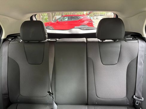 Used 2025 Buick Encore GX Preferred FWD image 36