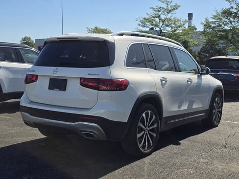 Used 2022 Mercedes-Benz GLB 250 4MATIC image 7