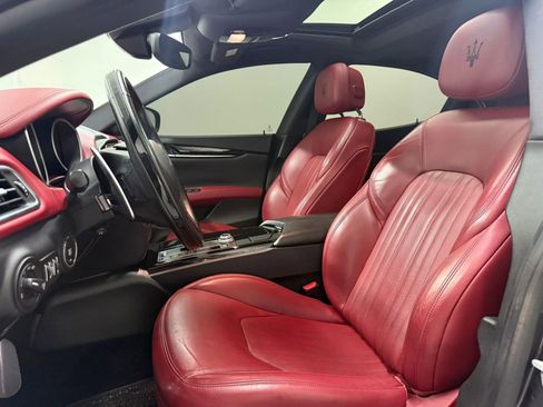 Used 2018 Maserati Ghibli S GranLusso image 34