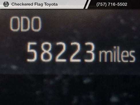 Used 2023 Toyota Highlander LE image 12