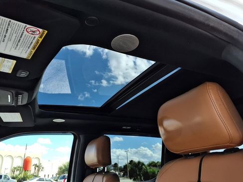 Used 2024 Ford F250 Platinum image 29