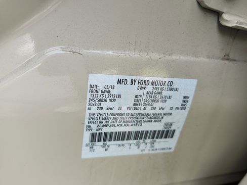 Used 2018 Lincoln MKX Reserve w/ Lincoln MKX Climate Package FWD image 24
