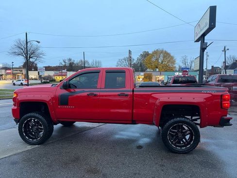 Used 2017 Chevrolet Silverado 1500 Custom image 7