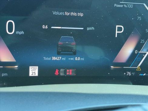 Certified 2024 BMW X7 xDrive40i w/ Premium Package AWD/4WD image 11