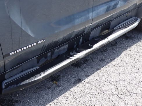 New 2026 GMC Sierra EV Elevation image 11