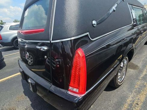 Used 2011 Cadillac DTS Hearse FWD image 26