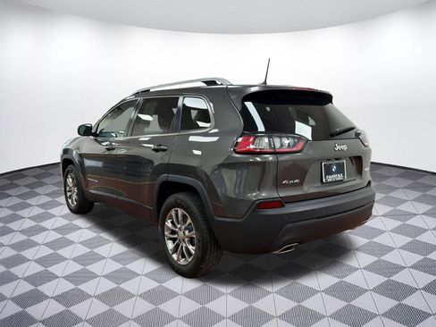 Used 2019 Jeep Cherokee Latitude Plus image 3