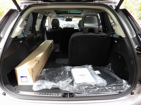 New 2026 Volvo XC90 B5 Plus AWD/4WD image 17