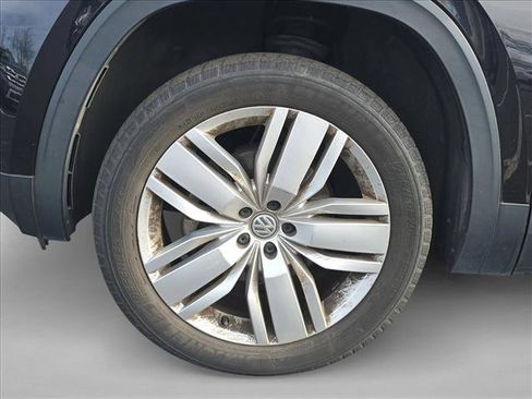 Used 2019 Volkswagen Atlas SE image 23