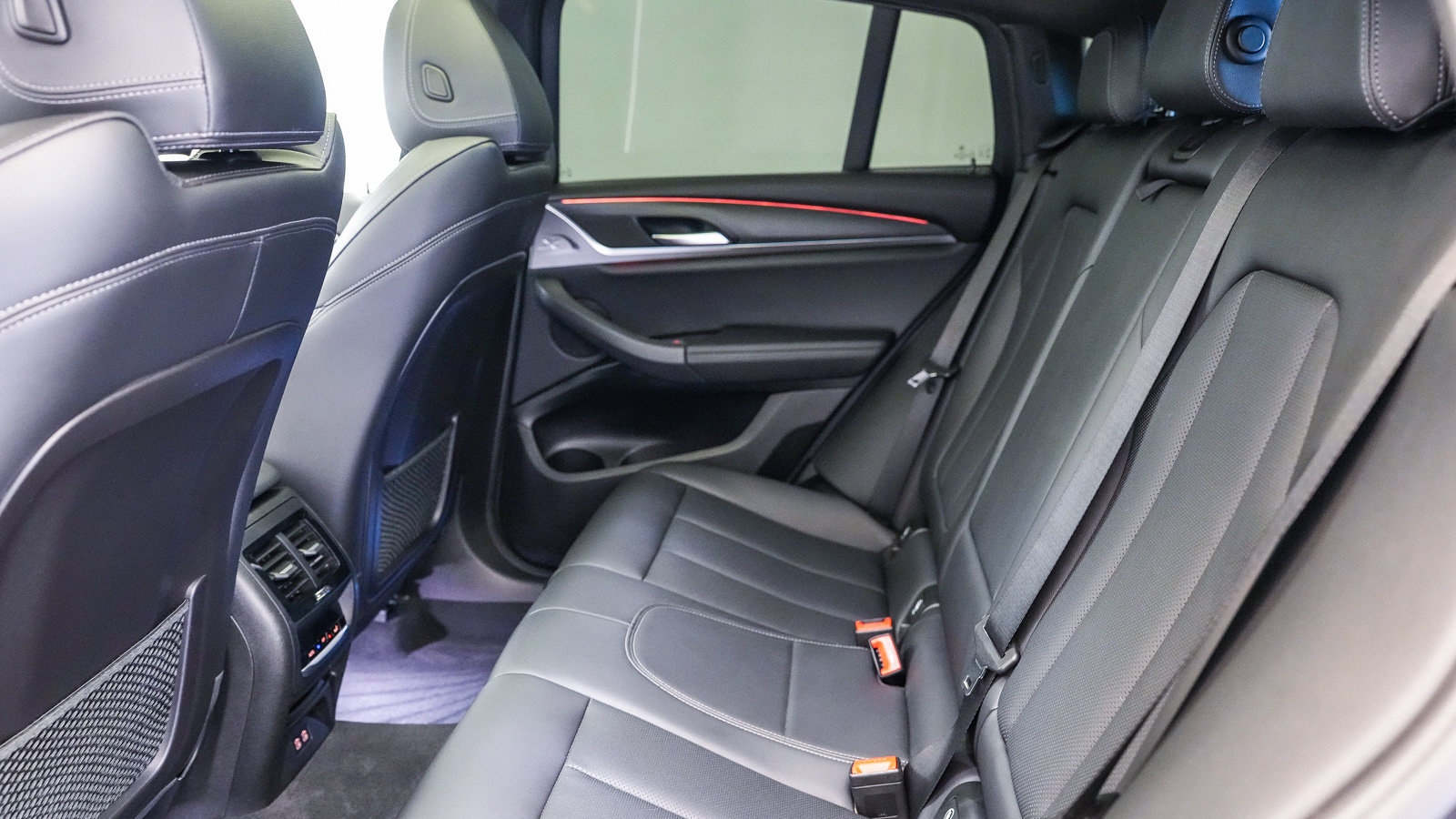 Used 2022 BMW X4 xDrive30i w/ M Sport Package 2 AWD/4WD image 20
