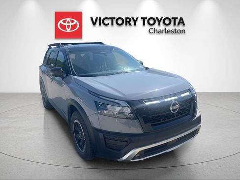 Used 2024 Nissan Pathfinder Rock Creek AWD/4WD image 3