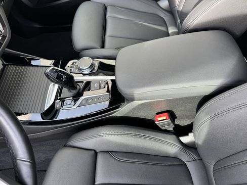 Used 2021 BMW X3 xDrive30e w/ Convenience Package image 17