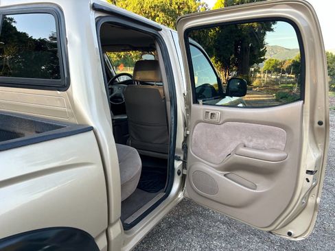 Used 2003 Toyota Tacoma PreRunner image 32