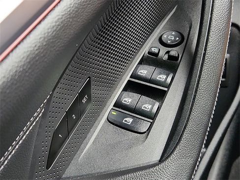 Used 2024 BMW i4 eDrive40 w/ Premium Package image 21