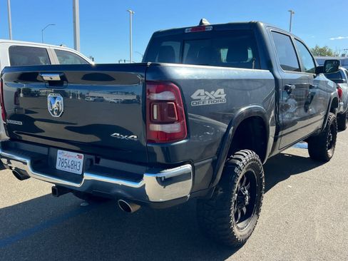 Used 2019 RAM 1500 Laramie w/ Off Road Group AWD/4WD image 4
