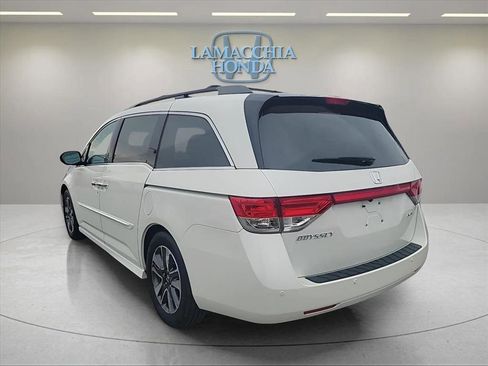 Used 2015 Honda Odyssey Touring Elite image 3