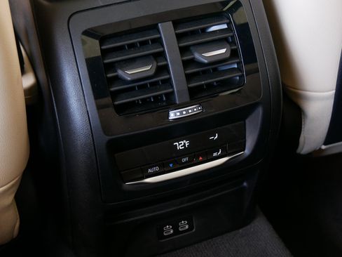 Used 2024 BMW X3 sDrive30i w/ Convenience Package w/ZPA RWD image 26