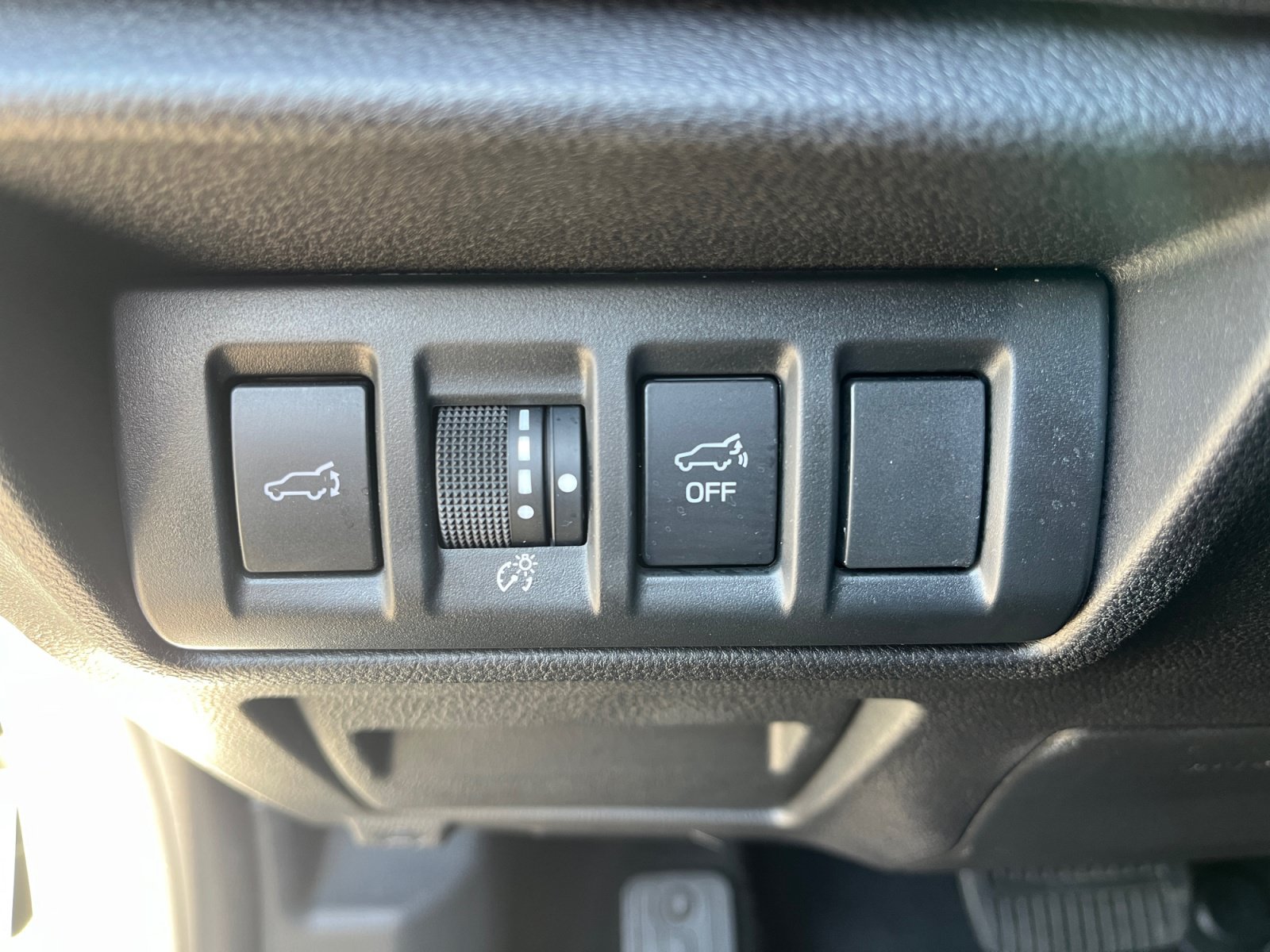 Certified 2024 Subaru Outback Premium AWD/4WD image 12