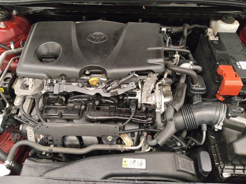 Used 2019 Toyota Camry LE image 30