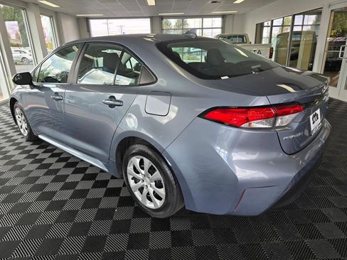 Used 2024 Toyota Corolla LE FWD image 5