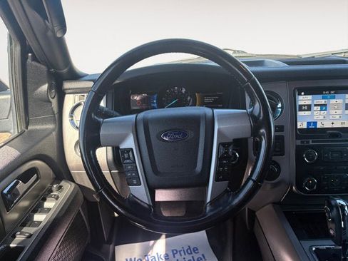 Used 2017 Ford Expedition Limited w/ Equipment Group 301A AWD/4WD image 12