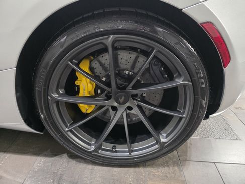 New 2027 McLaren 750S Spider RWD image 19