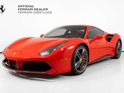 Used 2017 Ferrari 488 GTB image 1