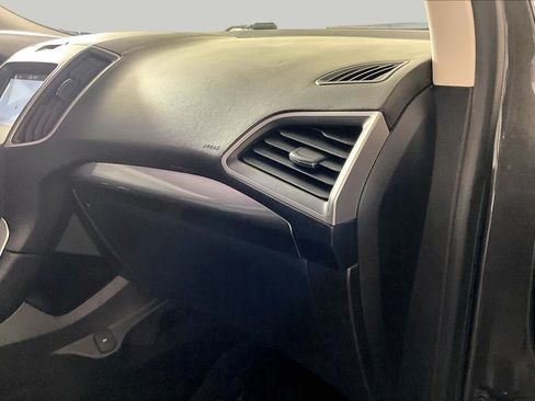 Used 2017 Ford Edge SEL w/ Equipment Group 201A FWD image 18