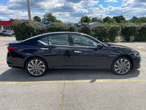 Used 2024 Nissan Altima 2.5 SL image 10