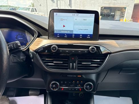 Used 2020 Ford Escape Titanium AWD/4WD image 7