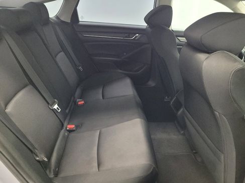 Used 2018 Honda Accord LX image 19