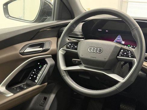 Certified 2025 Audi Q5 Premium w/ Convenience Package AWD/4WD image 12