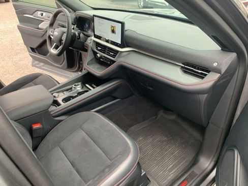 New 2025 Ford Explorer ST w/ Sun And Sound Package image 28