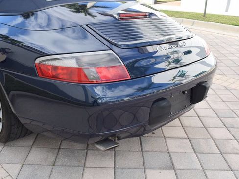 Used 2000 Porsche 911 Carrera 4 image 21