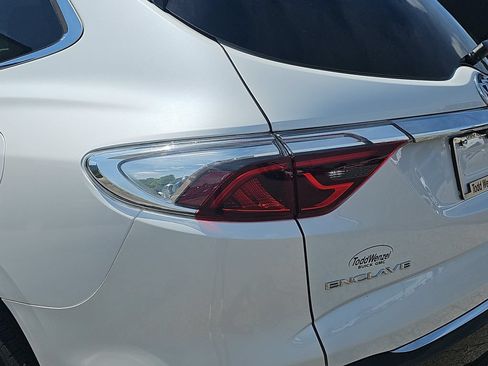 Certified 2024 Buick Enclave Essence w/ Sport Touring Edition FWD image 40