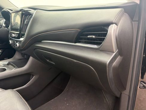 Used 2019 Chevrolet Traverse RS AWD/4WD image 35