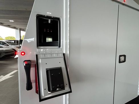 New 2025 Chevrolet Express 3500 w/ Power Convenience Package image 21