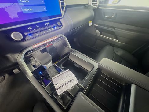 New 2025 Toyota Tundra Platinum image 26