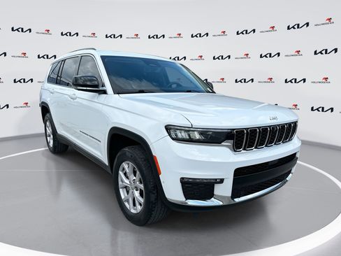 Used 2022 Jeep Grand Cherokee L Limited w/ Luxury Tech Group II AWD/4WD image 1